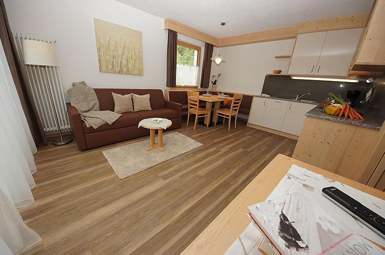 Ciasa Wallis バディーア 部屋 写真