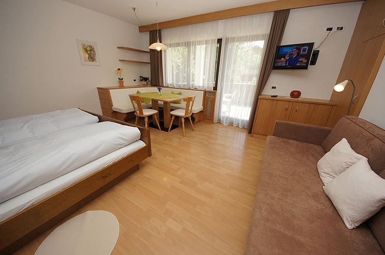 Ciasa Wallis バディーア 部屋 写真